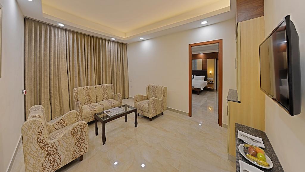 Poppys Anukula Residency Велор Стая снимка