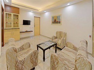 Poppys Anukula Residency Велор Екстериор снимка